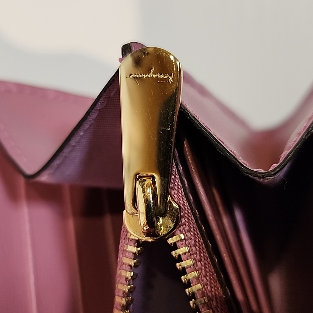 Salvatore Ferragamo Wallet With Box - Picture 14 of 16